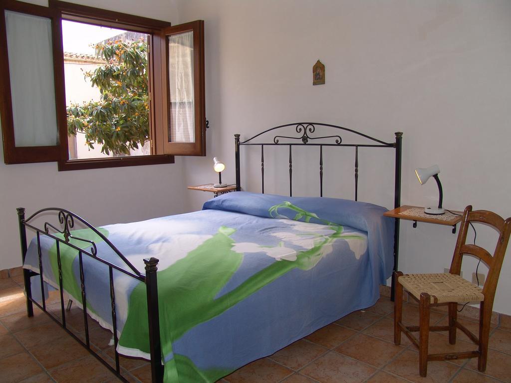 Villa Baglio Montoleone Castelluzzo Zimmer foto